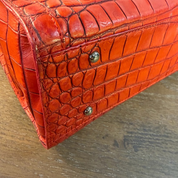 Dooney & Bourke Alto Leather Croc Embossed Satchel & wallet - Picture 7 of 17